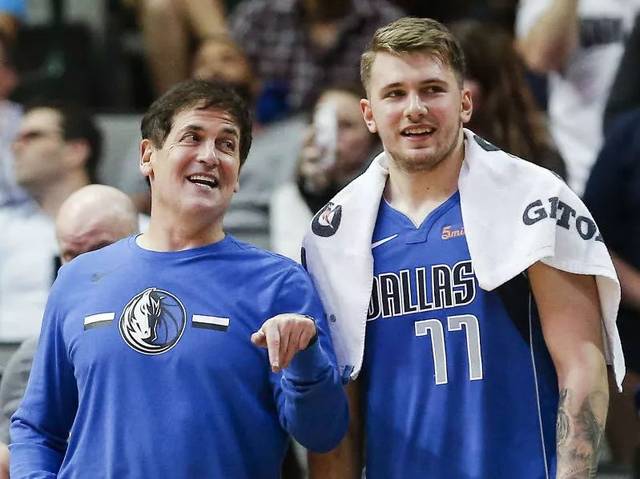 转而在中前 转而在中前