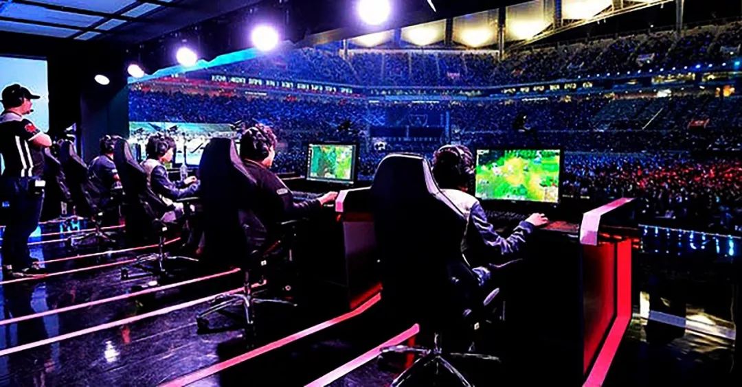 且比上赛季 且比上赛季